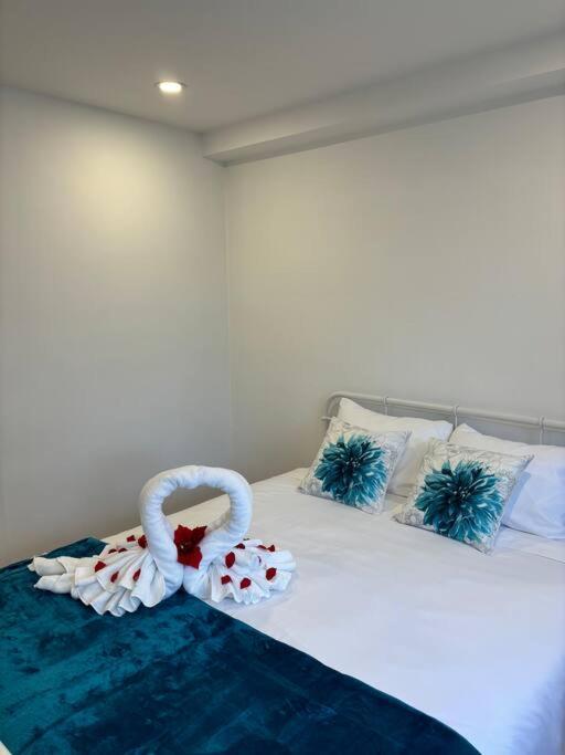 Cozy Spacious Work Friendly Lotus With Garden View High Speed Free Wi Fi And Parking Adjacent To Downtown Montréal Dış mekan fotoğraf