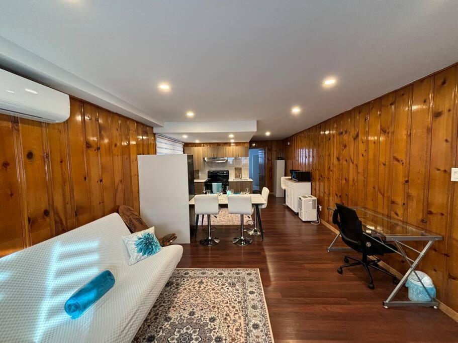 Cozy Spacious Work Friendly Lotus With Garden View High Speed Free Wi Fi And Parking Adjacent To Downtown Montréal Dış mekan fotoğraf